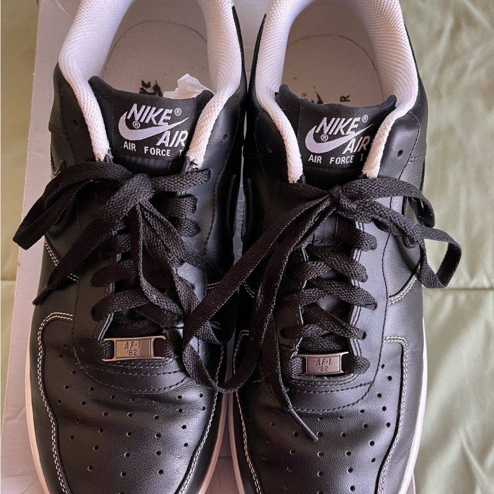 Nike Air Force 1 ‘82’s Men's Black and White Sneakers